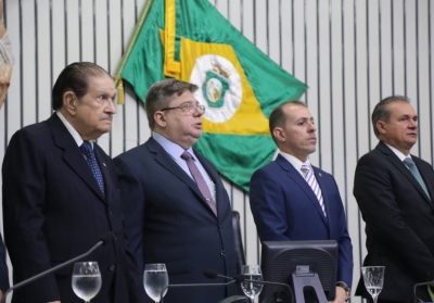 Ministro do STJ Raul Filho é homenageado com maior comenda da AL