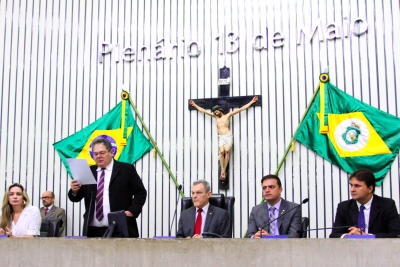 Abertura dos trabalhos da sessão extraordinária  