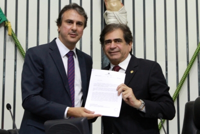 Governador entrega à AL Plano de Resíduos Sólidos e mais três projetos