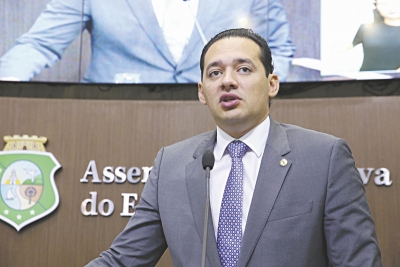 Danniel Oliveira, líder do MDB na Assembleia Legislativa, aposta no aumento da representação do seu partido, aqui e em Brasília 