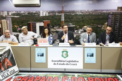 Revisão de legislação sobre uso de agrotóxicos é criticada em audiência pública