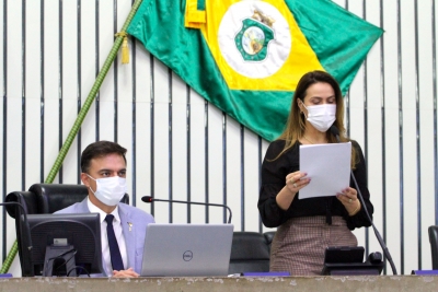 Leitura do expediente da sessão legislativa, realizada pelo sistema híbrido, desta quinta-feira