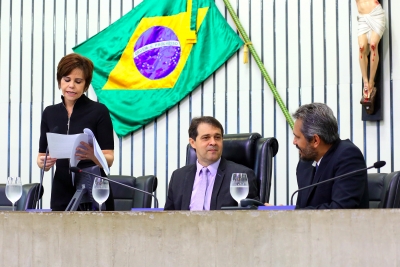 Abertura dos trabalhos da sessão plenária desta quinta-feira