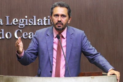 Deputado Elmano Freitas