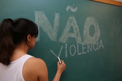 Lei fortalece papel das comissões de prevenção à violência nas escolas