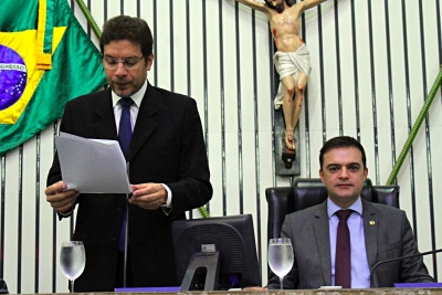 Abertura dos trabalhos da sessão plenária desta quinta-feira