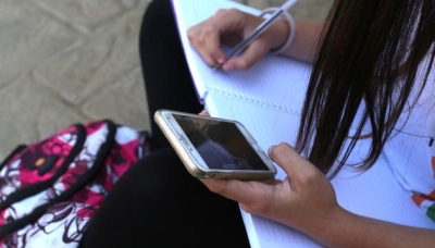 Programa Aprender Legal sugere distribuir smartphones a alunos de escola pública