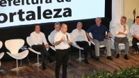 Evento da Prefeitura de Fortaleza, na segunda, teve lado a lado Tasso Jereissati e Ciro Gomes