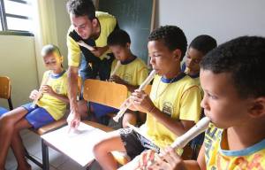 Projeto propõe criação de salas de músicas em escolas públicas 