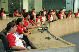 Estudantes da Escola Municipal...