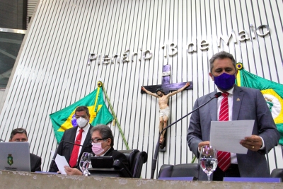 Votação durante sessão plenária