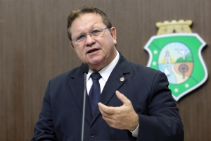 Dep. Roberto Mesquita ( PSD )