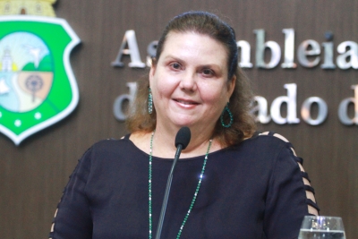 Deputada Fernanda Pessoa 